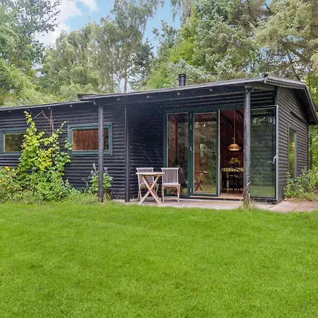 Beautiful In With Kitchen Holiday home